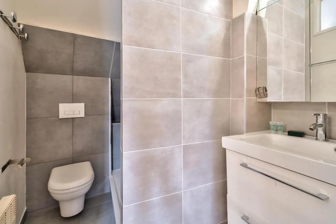 New Parisian Studio With View In The Central 11Th Apartment Paris